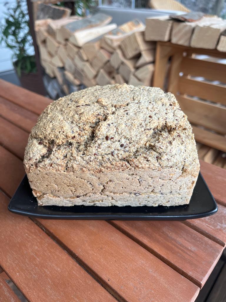 Glutenfreies Brot (Bio-Hirse, -Hafer,-Banane) ohne Hefe